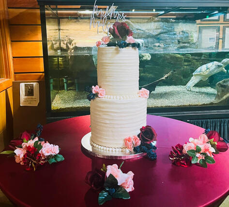 6&#39; 3 Layer Chocolate Espresso Cake w/ Layers of Chocolate Chips &amp; Mocha Swiss Meringue Buttercream - 8&#39; 4 Layer Lemon Cake w/ Lemon Zest, Lemon Swiss Meringue Buttercream &amp; Vanilla Bean Simple Syrup