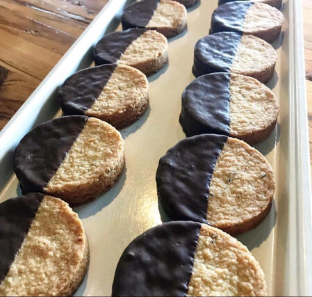Rosemary &amp; Orange Shortbread Cookies