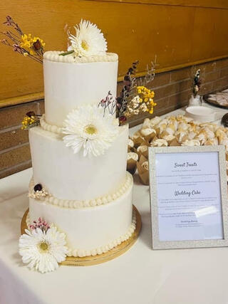 6&#39; 4 Layer Lemon Cake - 8&#39; 4 Layer Chocolate Cake - 10&#39; 4 Layer Espresso Chocolate Chip Cake